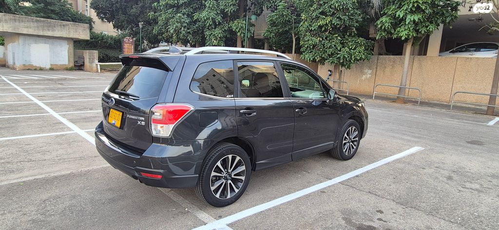 סובארו פורסטר