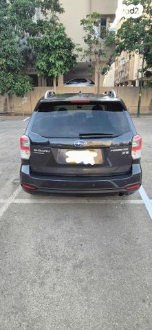 סובארו פורסטר