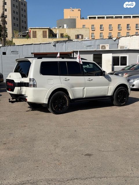 מיצובישי פג'רו