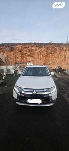 מיצובישי אאוטלנדר