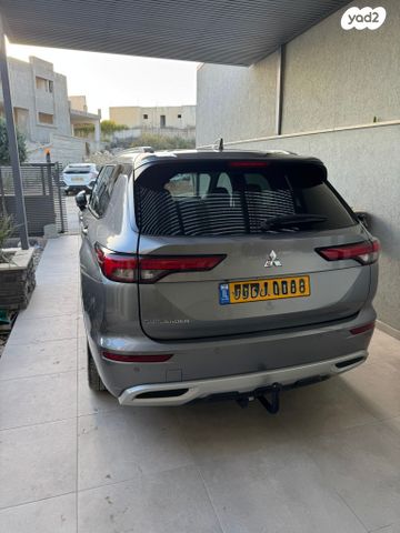 מיצובישי אאוטלנדר