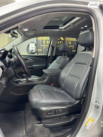 שברולט טראוורס