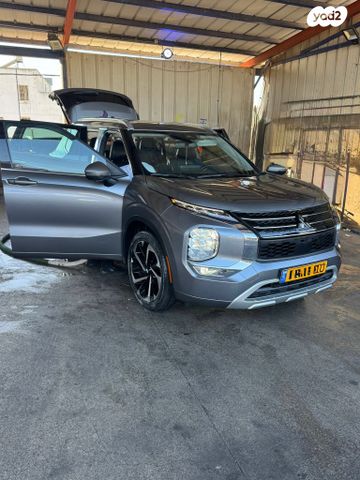 מיצובישי אאוטלנדר