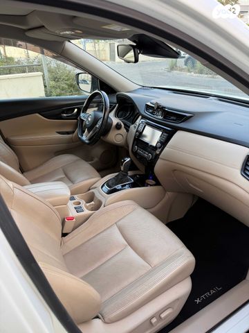 ניסאן אקס טרייל