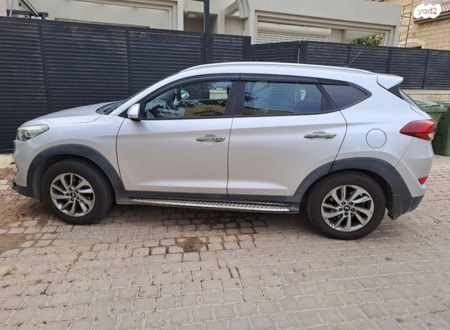 מודעת רכב יונדאי טוסון