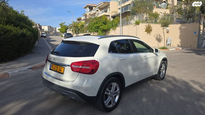 מרצדס-בנץ GLA