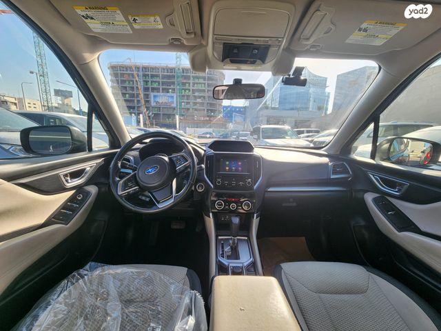 סובארו פורסטר