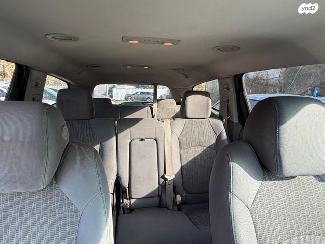 שברולט טראוורס