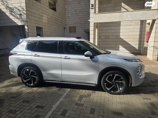 מודעת רכב מיצובישי אאוטלנדר