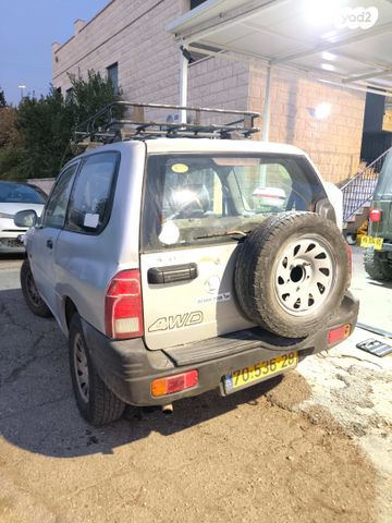 גרנד ויטרה JLX ידני בנזין פנאי-שטח 5 מק 3 דל 1.6 (93 כ״ס)