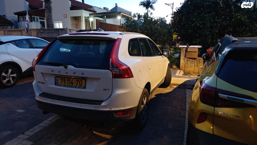 מודעת רכב וולוו XC60