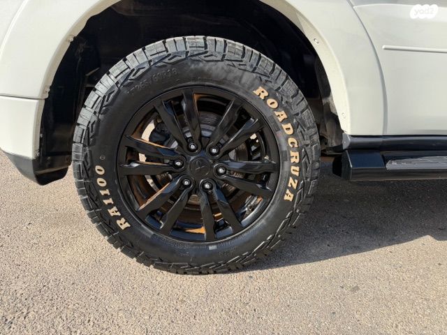 מיצובישי פג'רו