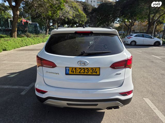 יונדאי סנטה פה