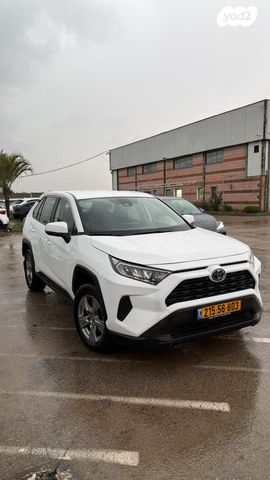מודעת רכב טויוטה RAV4