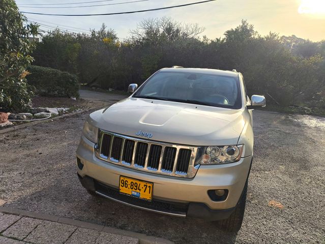 ג'יפ גרנד צ'ירוקי