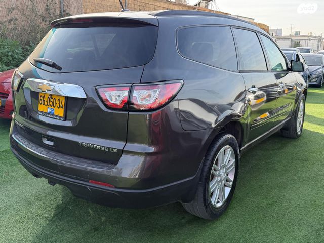 שברולט טראוורס