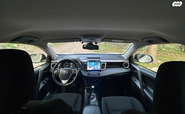 טויוטה RAV4