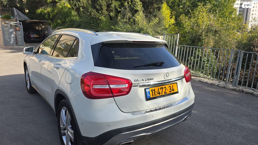 מרצדס-בנץ GLA