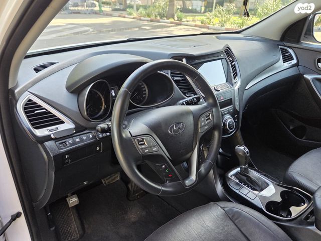 יונדאי סנטה פה