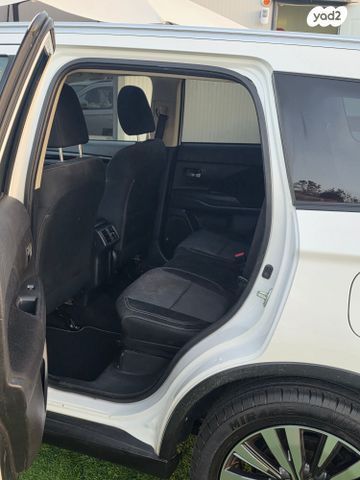 מיצובישי אאוטלנדר