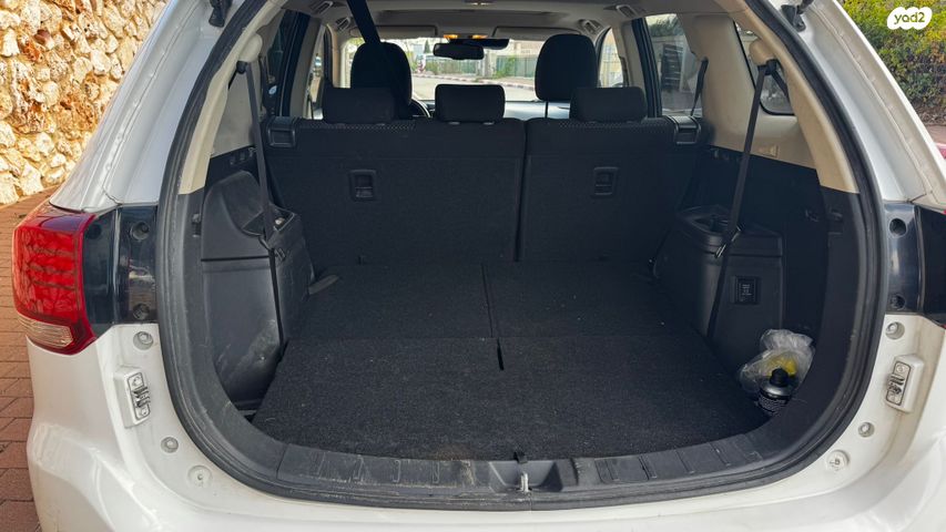 מיצובישי אאוטלנדר