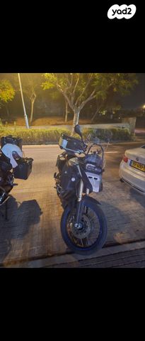 ב.מ.וו F800GS