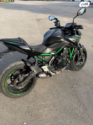קאוואסאקי Z650