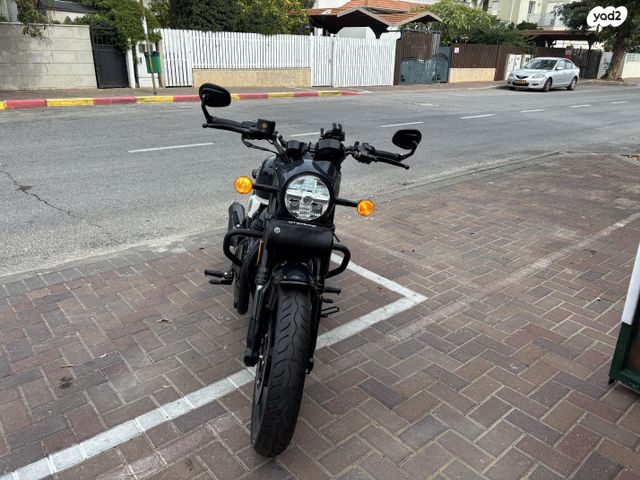 רויאל אנפילד אחר