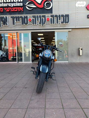 קאוואסאקי VN900 קלאסיק