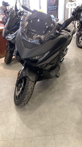 מודעת רכב הונדה פורזה 750