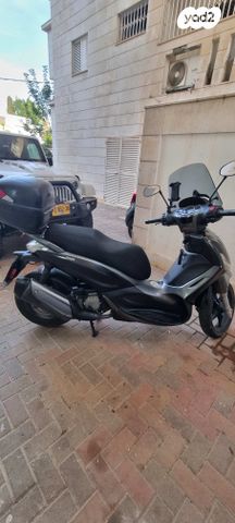 מודעת רכב פיאג'ו בוורלי 350