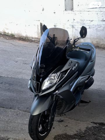 מודעת רכב קימקו דאון-טאון 350