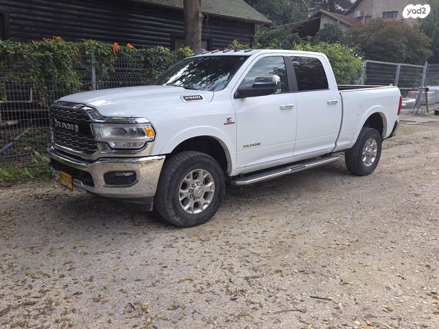 מודעת רכב דודג'