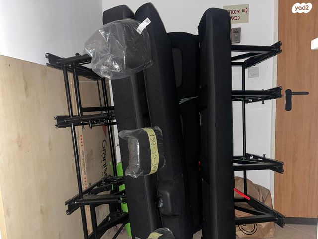 feedItemObj.data.row_1