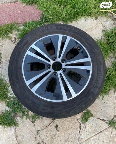 feedItemObj.data.row_1