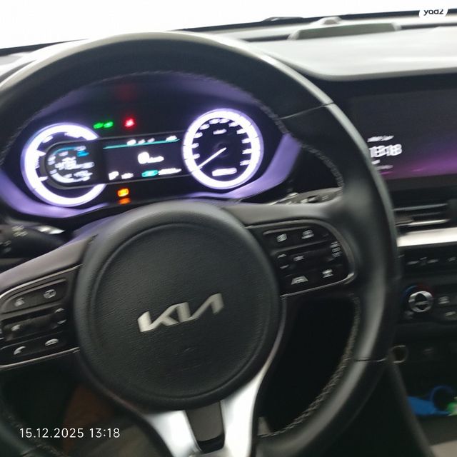 קיה נירו פלוס