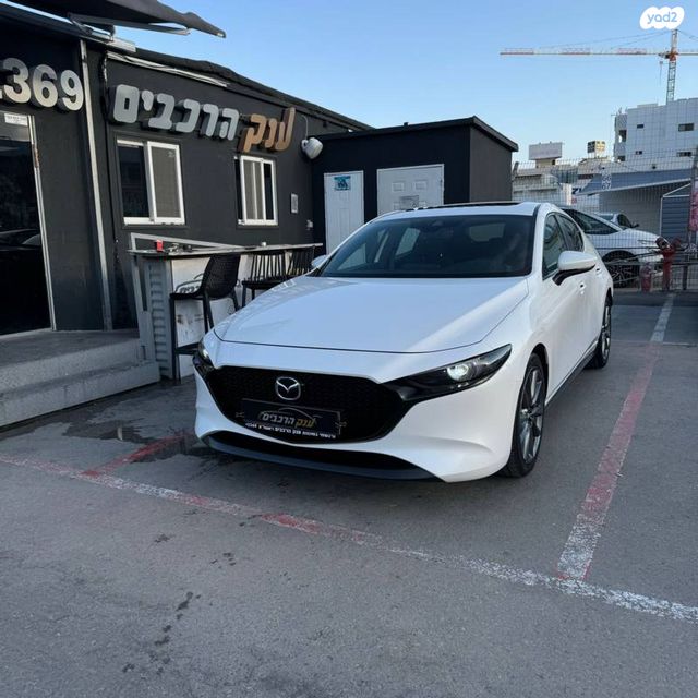 מודעת רכב מאזדה 3