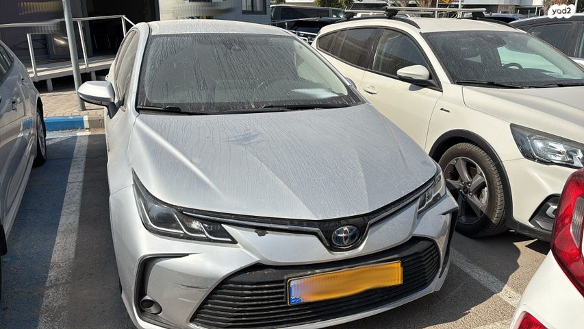 מודעת רכב טויוטה קורולה