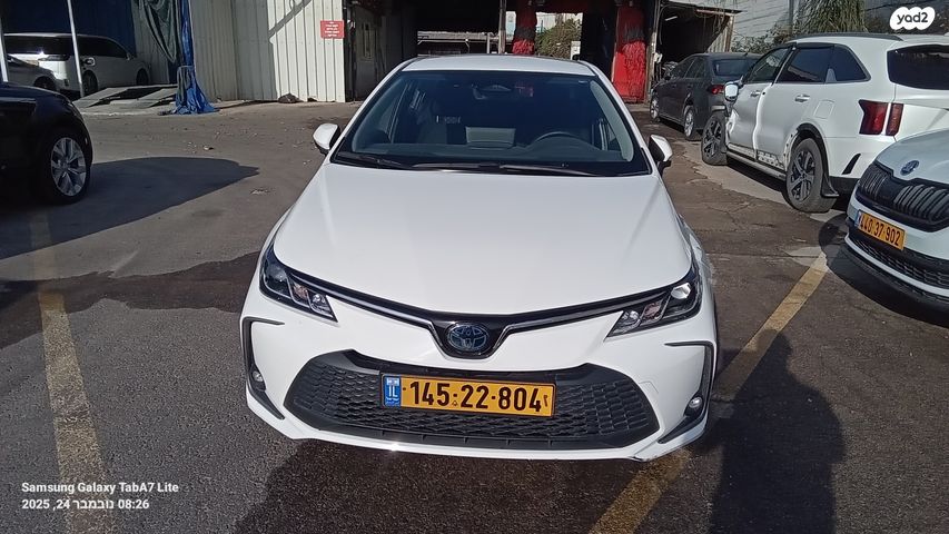 מודעת רכב טויוטה קורולה