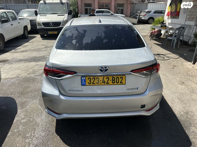 מודעת רכב טויוטה קורולה 2