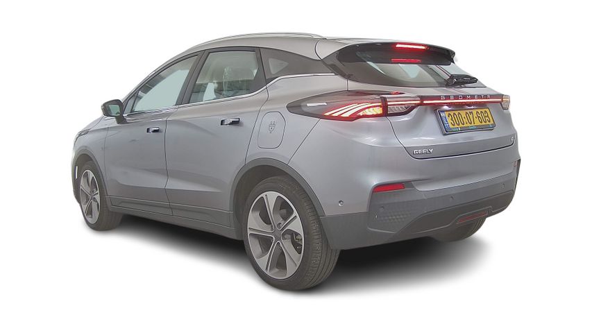 ג׳ילי Geometry C