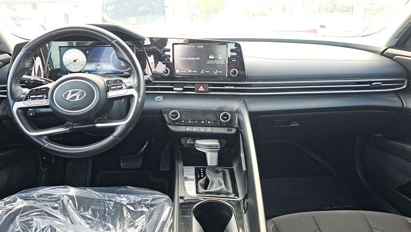 יונדאי אלנטרה