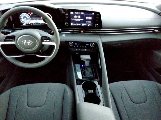 יונדאי אלנטרה