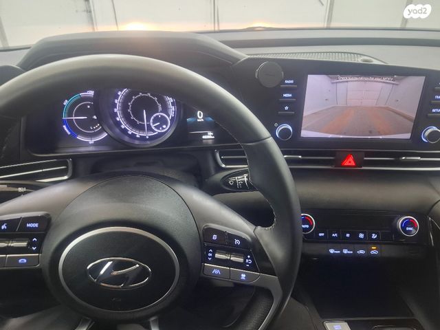 יונדאי אלנטרה