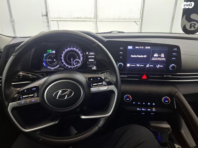 יונדאי אלנטרה