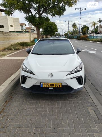 מודעת רכב אם ג'י MG4