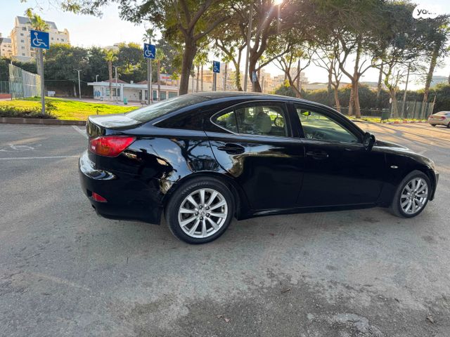 מודעת רכב לקסוס IS