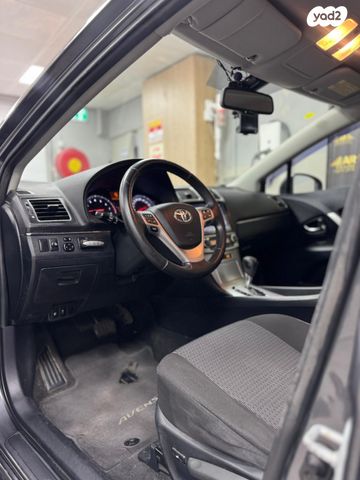 טויוטה אוונסיס