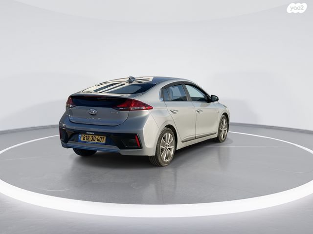 יונדאי איוניק