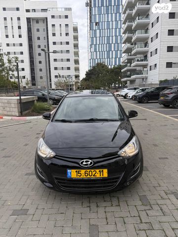 מודעת רכב יונדאי i20